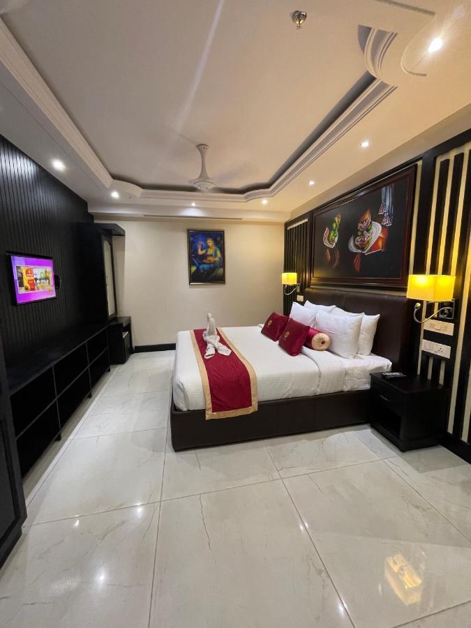 สัชจอยส์ Hotel วาร์คาลา ภายนอก รูปภาพ