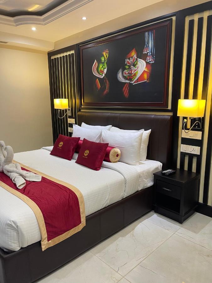 สัชจอยส์ Hotel วาร์คาลา ภายนอก รูปภาพ