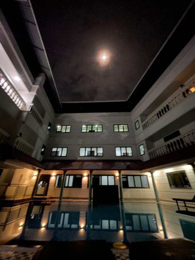 สัชจอยส์ Hotel วาร์คาลา ภายนอก รูปภาพ