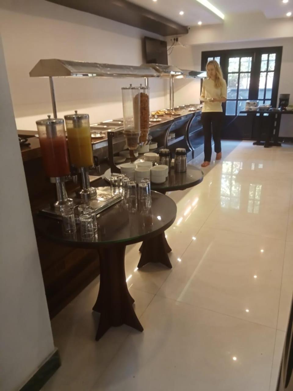 สัชจอยส์ Hotel วาร์คาลา ภายนอก รูปภาพ