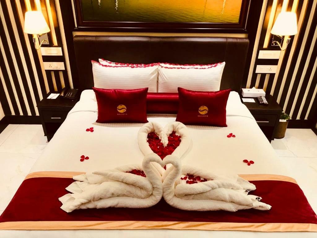 สัชจอยส์ Hotel วาร์คาลา ภายนอก รูปภาพ